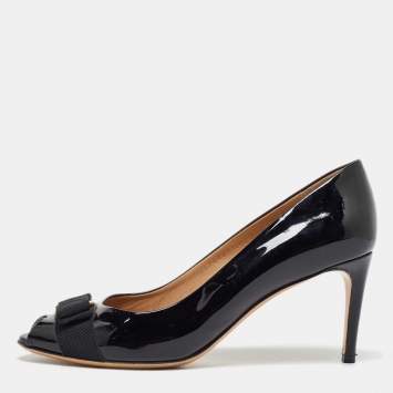 Pre Owned Salvatore Ferragamo Black Patent Leather Vara Bow Peep Toe Pumps Size 40