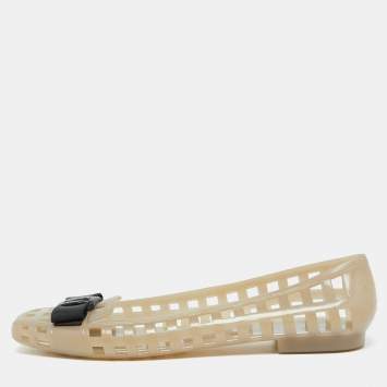 Pre Owned Salvatore Ferragamo Beige Jelly Laser Cut-Out Bow Ballet Flats Size 40.5