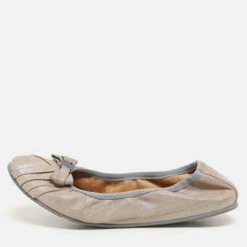 Pre Owned Salvatore Ferragamo Metallic Beige Suede Vara Bow Scrunch Ballet Flats Size 38