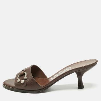 Pre Owned Salvatore Ferragamo Brown Leather Slide Sandals Size 36.5