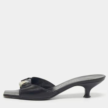 Pre Owned Salvatore Ferragamo Black Leather Slide Sandals Size 36.5