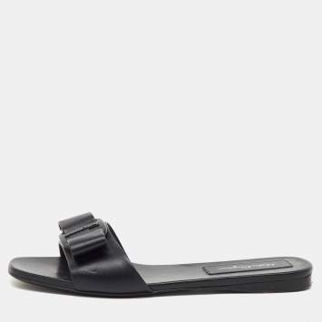 Pre Owned Salvatore Ferragamo Black Leather Vicky Flat Slide Sandals Size 39