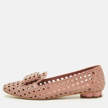 Pre Owned Salvatore Ferragamo Vara Bow Size 40.5 Pink Leather Lasercut Accents Ballet Flats