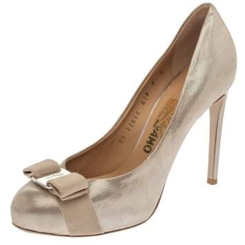Pre Owned Salvatore Ferragamo Metallic Beige Leather Carla Vara Bow Pumps Size 37.5
