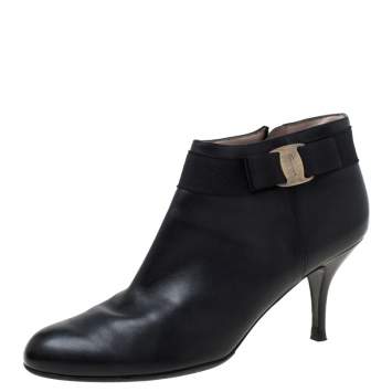 Pre Owned Salvatore Ferragamo Black Leather Booties Size 41