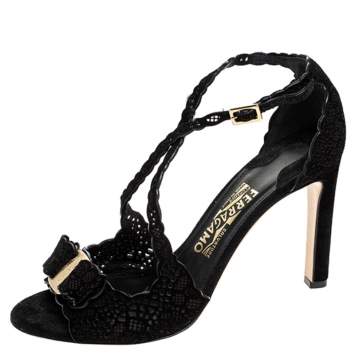 Pre Owned Salvatore Ferragamo Black Laser Cut Scalloped Trim Suede Vara Bow Open Toe Sandals Size 38
