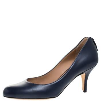 Pre Owned Salvatore Ferragamo Blue Leather Rodeadiv Round Toe Pumps Size 37.5