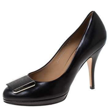 Pre Owned Salvatore Ferragamo Black Leather Metal Detail Pumps Size 39.5
