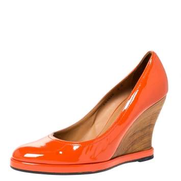 Pre Owned Salvatore Ferragamo Orange Patent Leather Wedge Platform Pumps Size 38.5