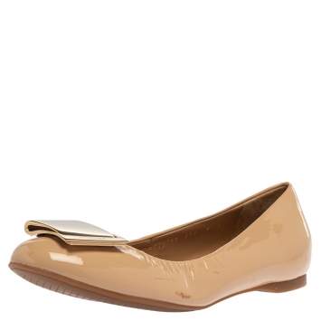 Pre Owned Salvatore Ferragamo Beige Patent Leather Ballet Flats Size 39.5