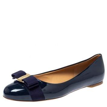 Pre Owned Salvatore Ferragamo Blue Patent Leather Varina Bow Flats Size 38.5