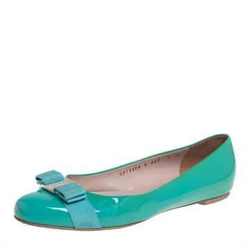 Pre Owned Salvatore Ferragamo Green Patent Leather Vara Bow Flats Size 39.5