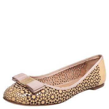 Pre Owned Salvatore Ferragamo Beige Patent Leather Laser Cut Ballet Flats Size 39