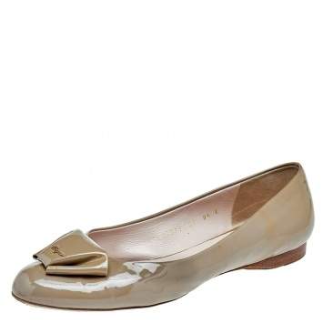 Pre Owned Salvatore Ferragamo Beige Patent Leather Ballet Flats Size 39