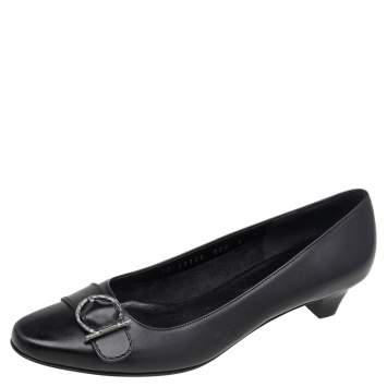 Pre Owned Salvatore Ferragamo Black Leather Gancini Buckle Block Heel Pumps Size 38.5