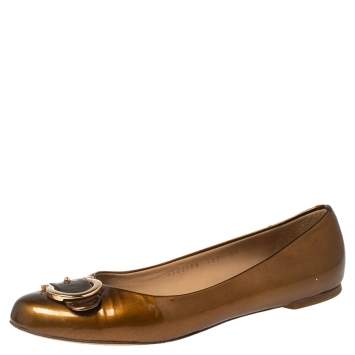 Pre Owned Salvatore Ferragamo Bronze Patent Leather Buckle Detail Ballet Flats Size 40