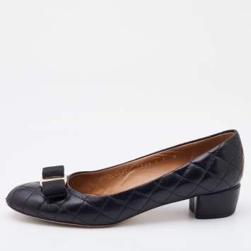 Pre Owned Salvatore Ferragamo Black Leather Vara Bow Block Heel Pumps Size 37.5