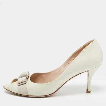 Pre Owned Salvatore Ferragamo White Leather Vara Bow Peep Toe Pumps Size 40
