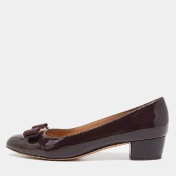 Pre Owned Salvatore Ferragamo Dark Brown Patent Leather Vara Bow Block Heel Pumps Size 38.5