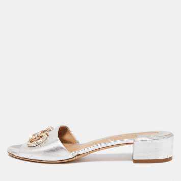 Pre Owned Salvatore Ferragamo Silver Leather Crystal Mules Size 38.5