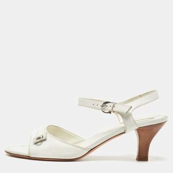 Pre Owned Salvatore Ferragamo White Leather Ankle Strap Sandals Size 39