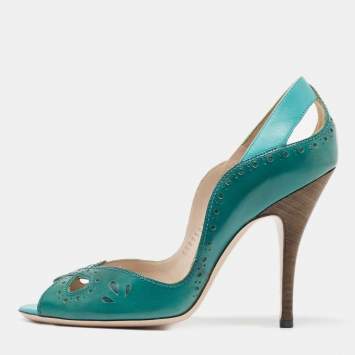 Pre Owned Salvatore Ferragamo Green Leather Pumps Size 39
