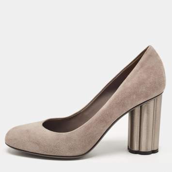 Pre Owned Salvatore Ferragamo Grey Suede Lucca Pumps Size 37