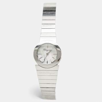 Pre Owned Salvatore Ferragamo Mother of Pearl Stainless Steel F70 Women's Wristwatch 24 mm