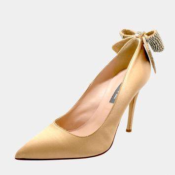 Pre Owned SJP Sarah Jessica Parker 100MM NUDE SATIN NOORA 39.5