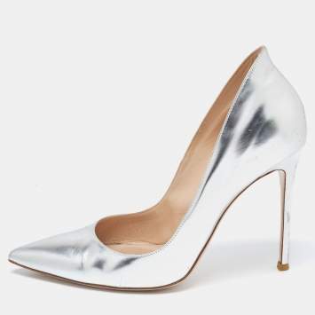 Pre Owned Gianvito Rossi Silver Leather Pointed Toe Pumps Size 40