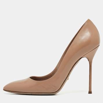 مملوكة مسبقًا Sergio Rossi Beige Patent Leather Pointed Toe Pumps Size 38.5