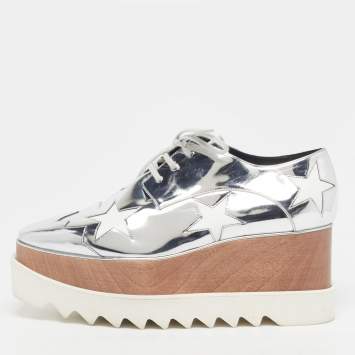 مملوكة مسبقًا Stella McCartney Elyse Size 38.5 Silver Faux Leather Wedge Sneakers