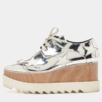 مملوكة مسبقًا Stella McCartney Silver Faux Leather Elyse Star Wedge Sneakers Size 38