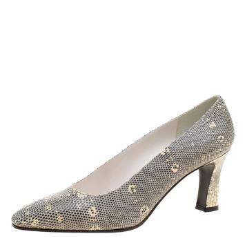 Pre Owned Stuart Weitzman Two Tone Lizard Leather Pumps Size 38.5