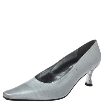 Pre Owned Stuart Weitzman Metallic Silver Fabric Pumps Size 39.5