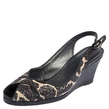 مملوكة مسبقًا Stuart Weitzman Black/White Woven Straw Cross Strap Wedge Sandals Size 40