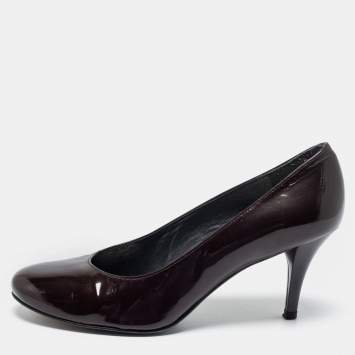 Pre Owned Stuart Weitzman Burgundy Patent Leather Moody Round Toe Pumps Size 37