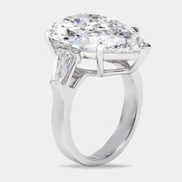 11.00 cts Pear Cut and Trapezoid Lab Grown Diamond 18k White Gold Ring Size 52