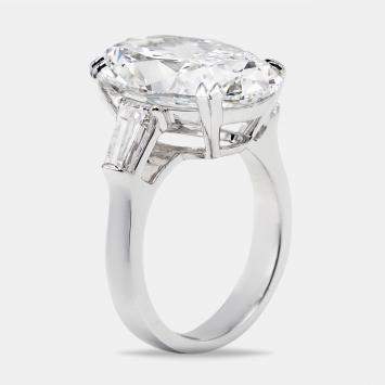 11.00 cts Oval Cut and Trapezoid Lab Grown Diamond 18k White Gold Ring Size 52