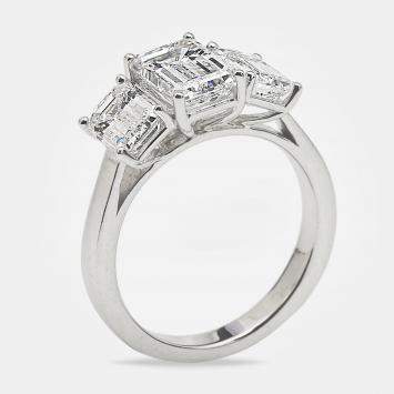 4.00 cts Emerald Cut 18k White Gold Lab Grown Diamonds Ring Size 53