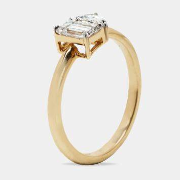 مملوكة مسبقًا 1.00 cts Emerald Cut and Pear Lab Grown Diamond 18k Yellow Gold Ring Size 54