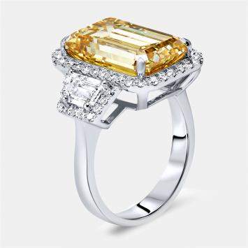 Pre Owned 11.6 cts Yellow Emerald Cut and Round Lab Grown Diamond 18k White Gold Ring Size 52