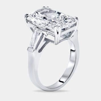 Pre Owned 7.8 cts Radiant Trapazoid Lab Grown Diamond 18k White Gold Ring Size 51