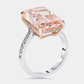 مملوكة مسبقًا 10.5 cts Pink Radiant, Round Lab Grown Diamonds 18k Two Tone Gold Ring Size 52