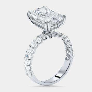 Pre Owned 6.4 cts Radiant, Round Lab Grown Diamonds 18k White Gold Ring Size 53