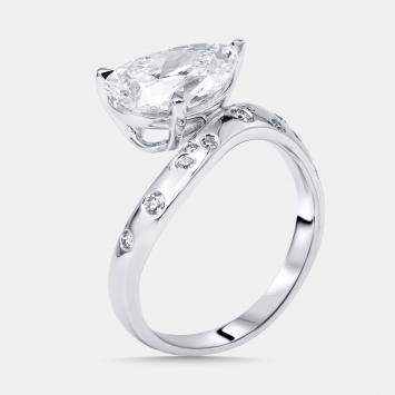 Pre Owned 3.2 cts Pear, Round Lab Grown Diamonds 18k White Gold Ring Size 52