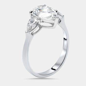 Pre Owned خاتم 2.5 قيراط كمثرى ألماس مُصنَّع في المختبر ذهب أبيض عيار 18 بحجم 52