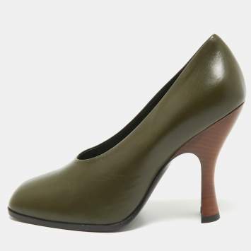 Pre Owned The Row Army Green Leather Jade Pumps Size 36