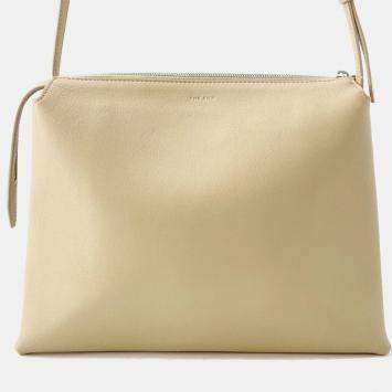 مملوكة مسبقًا The Row New Twin Shoulder Beige Leather