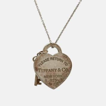 مملوكة مسبقًا Tiffany & Co. Return To Tiffany Heart Tag with Key Sterling Silver Pendant Necklace